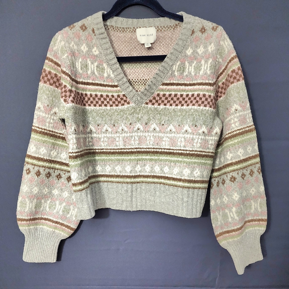 Pink Rose Women's Multicolor V-Neck Sweater Large